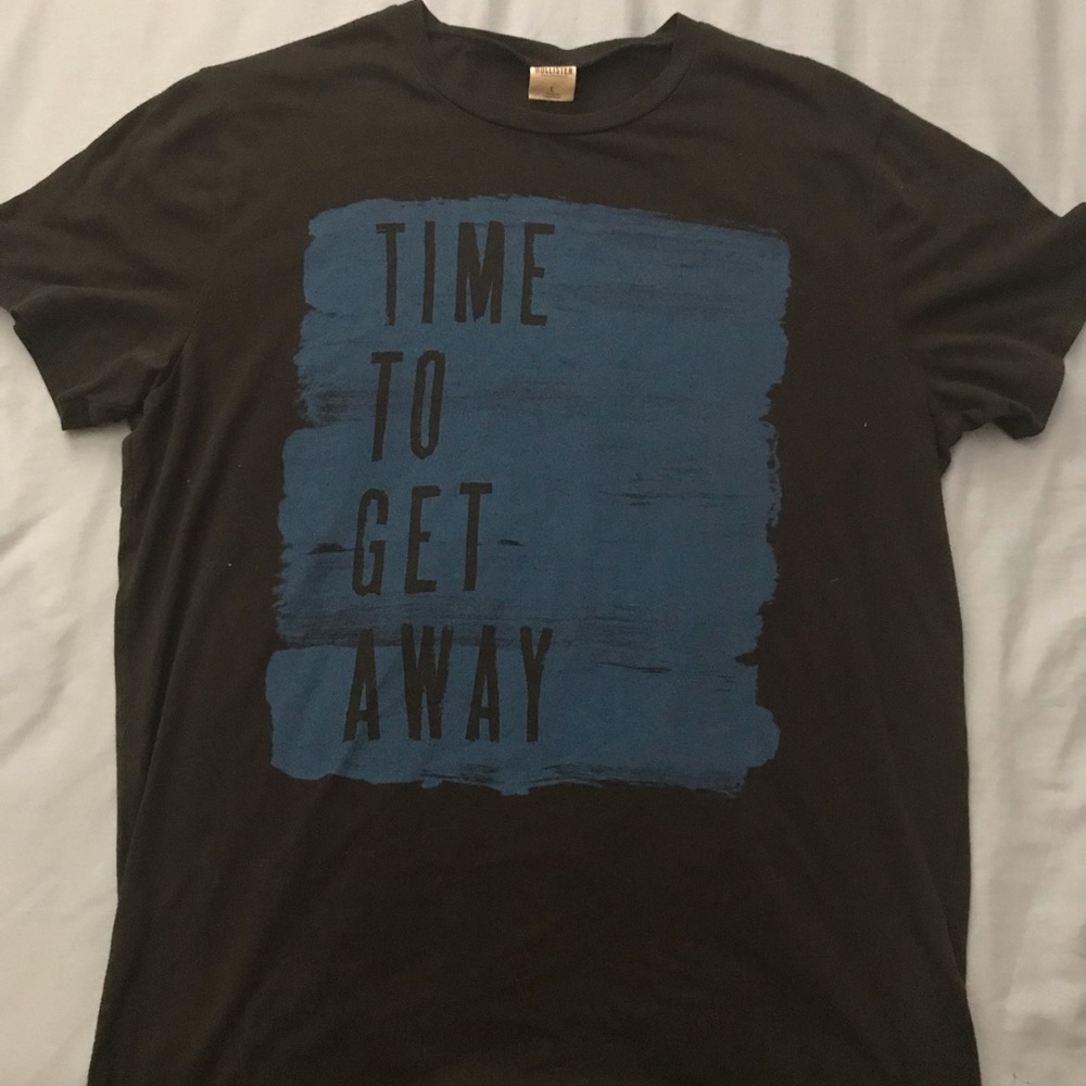 Hollister graphic